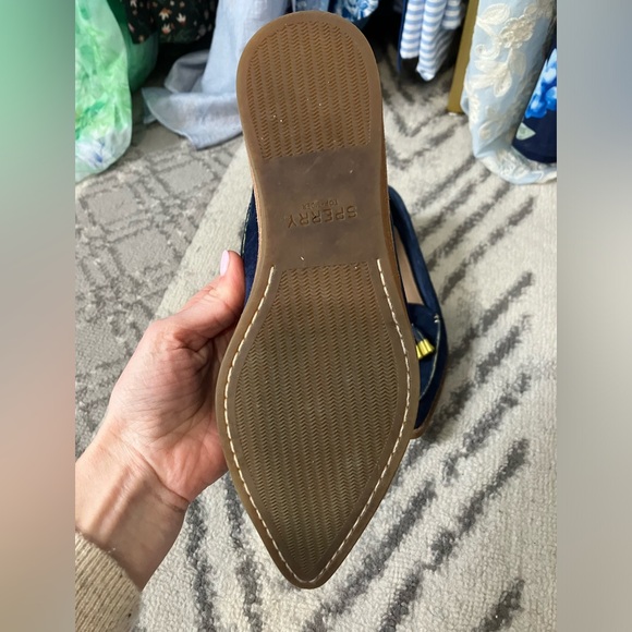 Sperry Topsider Suede Flats with Tassels - Picture 4 of 4